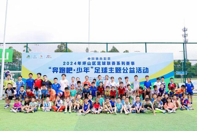 宏远新教练首秀临近，胡明轩与焦泊乔表现出色